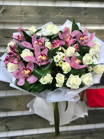 Букет цветов из: Розы и Хризантемы в Грачевка