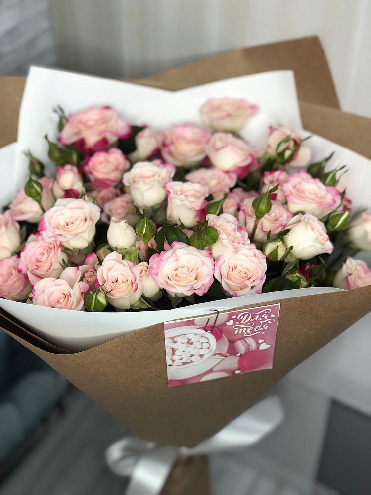 Букет цветов из: Розы в Грачевка