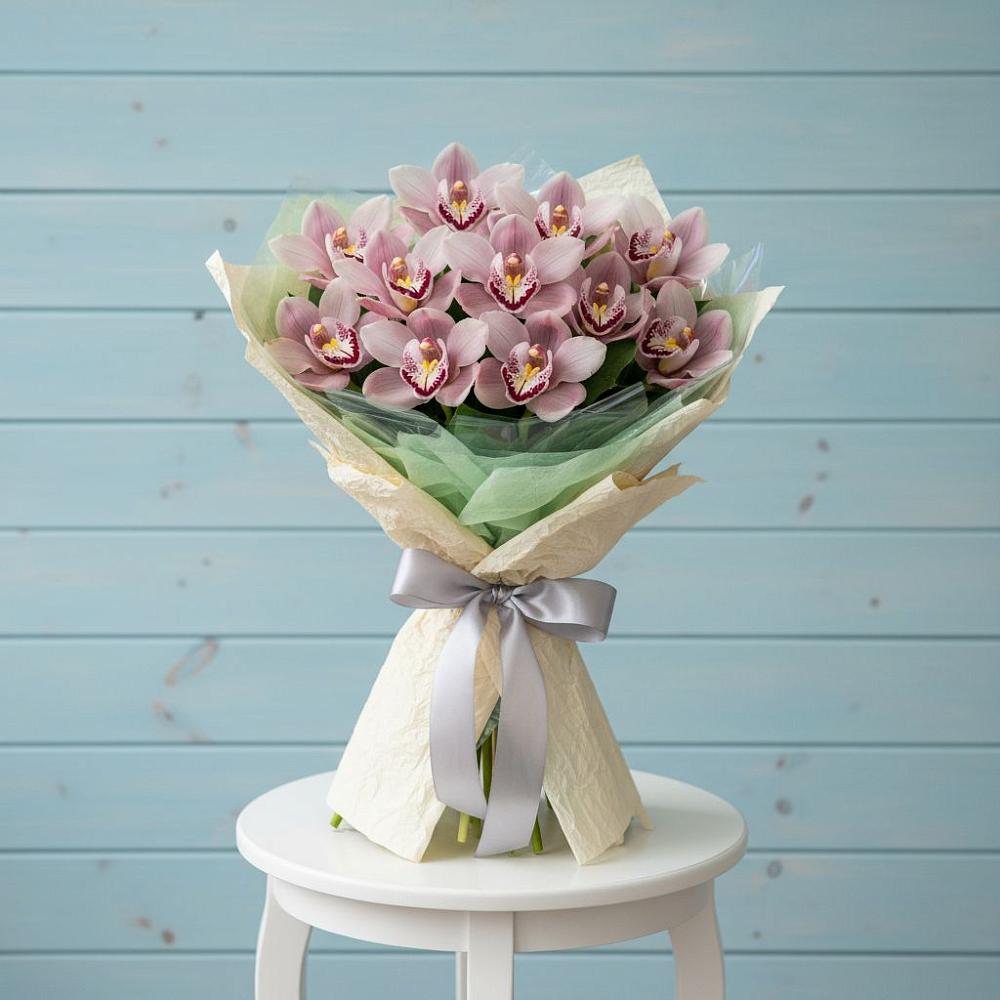 Букет цветов из: Орхидеи и Розы в Грачевка