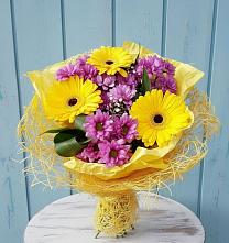 Букет цветов из:  Хризантемы и Герберы в Грачевка