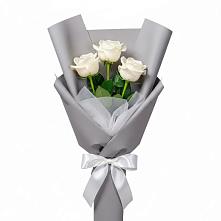 Букет 3 белые розы в Грачевка