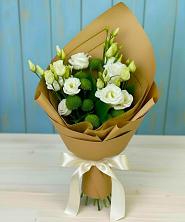 Букет цветов из:  Хризантемы и Лизиантусы в Грачевка