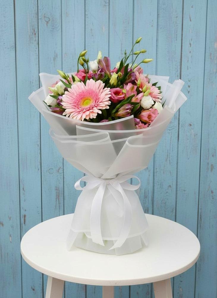 Букет цветов из: Герберы, Альстромерии и Лизиантусы в Грачевка