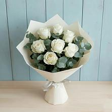 Букет Белые розы в Эвкалипте в Грачевка