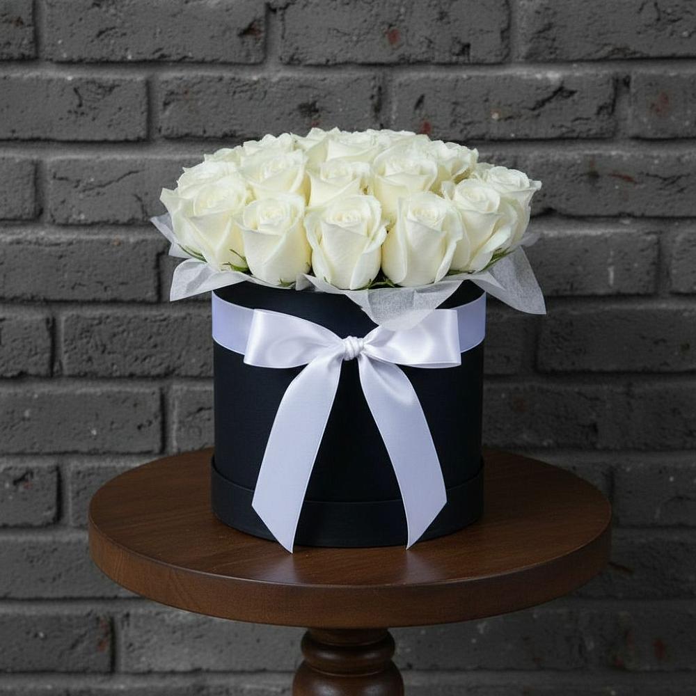 Цветочная композиция из Розы в шляпной коробке в Грачевка