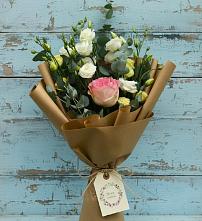 Букет цветов из:  Розы и Лизиантусы в Грачевка