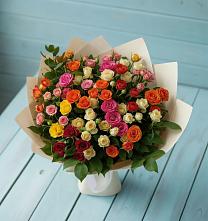 Букет Микс из разноцветных кустовых роз в Грачевка